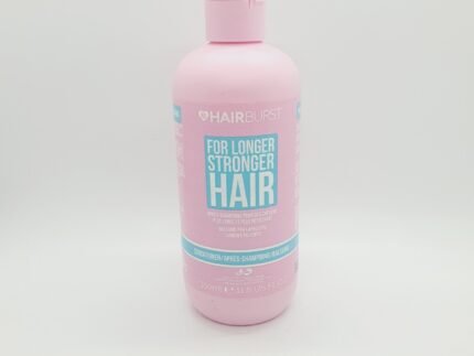 بلسم لشعر طويل وقوي من هير برست: بلسم بجوز الهند والافوكادو يساعد على تقوية نمو الشعر واطالته . تم تصميمه على أكثر من 95% من المواد الطبيعية. يحتوي على فيتامين أي وبروتينات القمح التي تعمل على انتفاخ جذور الشعر بالرطوبة مما يمنح الشعر أكثر سمكا ولمعانًا وصحة لتقوية الشعر . يحتوي على أحماض أمينية تساعد في تقوية الشعر التالف وتقليل تكسر الشعر. تحتوي تركيبته على البانثينول المشتق من فيتامين ب 5 الذي يساعد على ترطيب الشعر ، مما يعني أنه يتغلغل في الجلد ليدخل جذور الشعرة للاحتفاظ بالماء ورطوبة الشعر. يتميز بتقليل تكسر الشعر ويسمح له بالنمو لفترة أطول وأقوى.