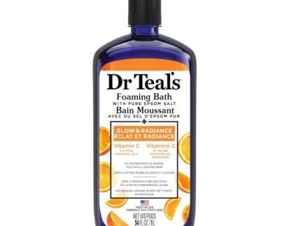 يوفر لكِ حمام دكتور تيلز الرغوي تجربة حمام الفقاعات الفاخرة مع تنشيط بشرتك. يحتوي هذا المنتج على فيتامين C وزيوت الحمضيات الأساسية لتعزيز توهج البشرة وإشراقها وإضفاء النعومة والانتعاش عليها بعد كل استحمام